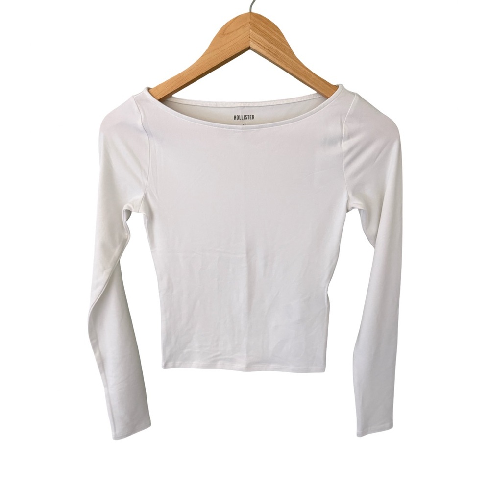 Hollister Long Sleeve White Seamless Fabric Slash Neck Top NWT Size XS
